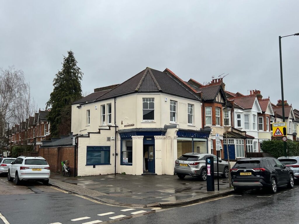 159 Stanley Road, Teddington